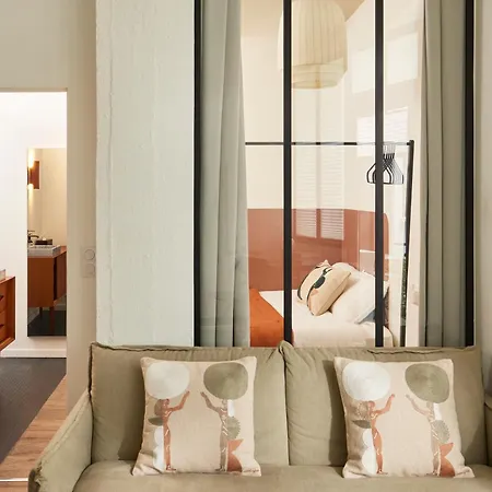 Appartamento Cosy 1br With Outside Space Near Canal Saint Martin Parigi