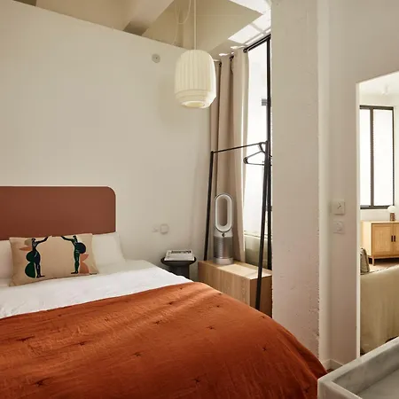 Cosy 1br With Outside Space Near Canal Saint Martin Appartamento
