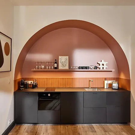 Cosy 1br With Outside Space Near Canal Saint Martin アパート パリ