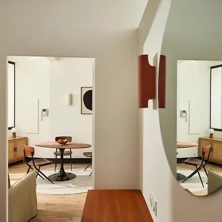 Cosy 1br With Outside Space Near Canal Saint Martin アパート